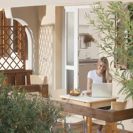 Aparthotel Golfo Di Maremma Village 2*