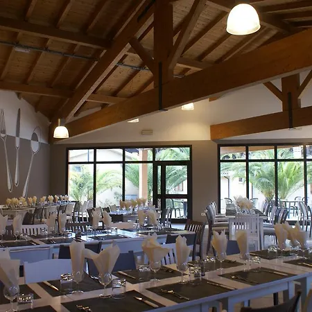 Aparthotel Village Golfo Degli Etruschi