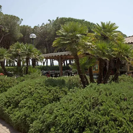 Apart-hotel Golfo Di Maremma Village 3*