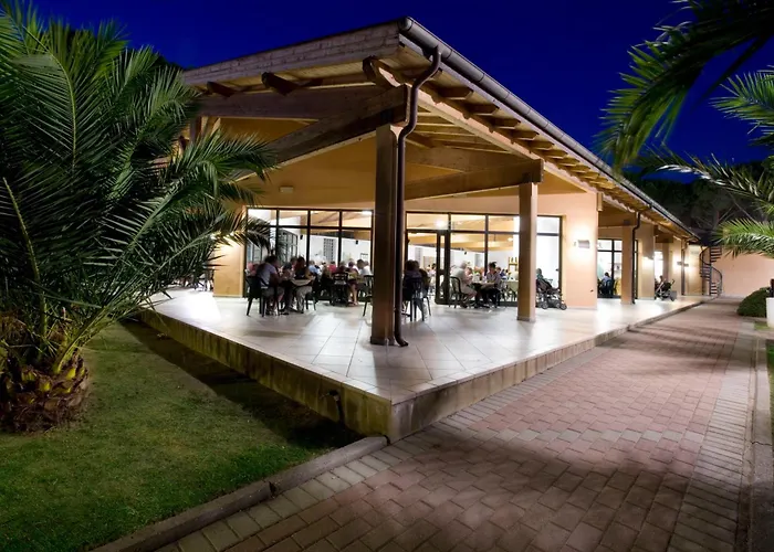 Apartahotel Golfo Di Maremma Village